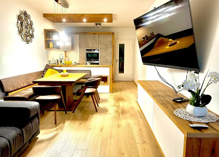 Luxus Ferienwohnung Mit Eigenem Garten