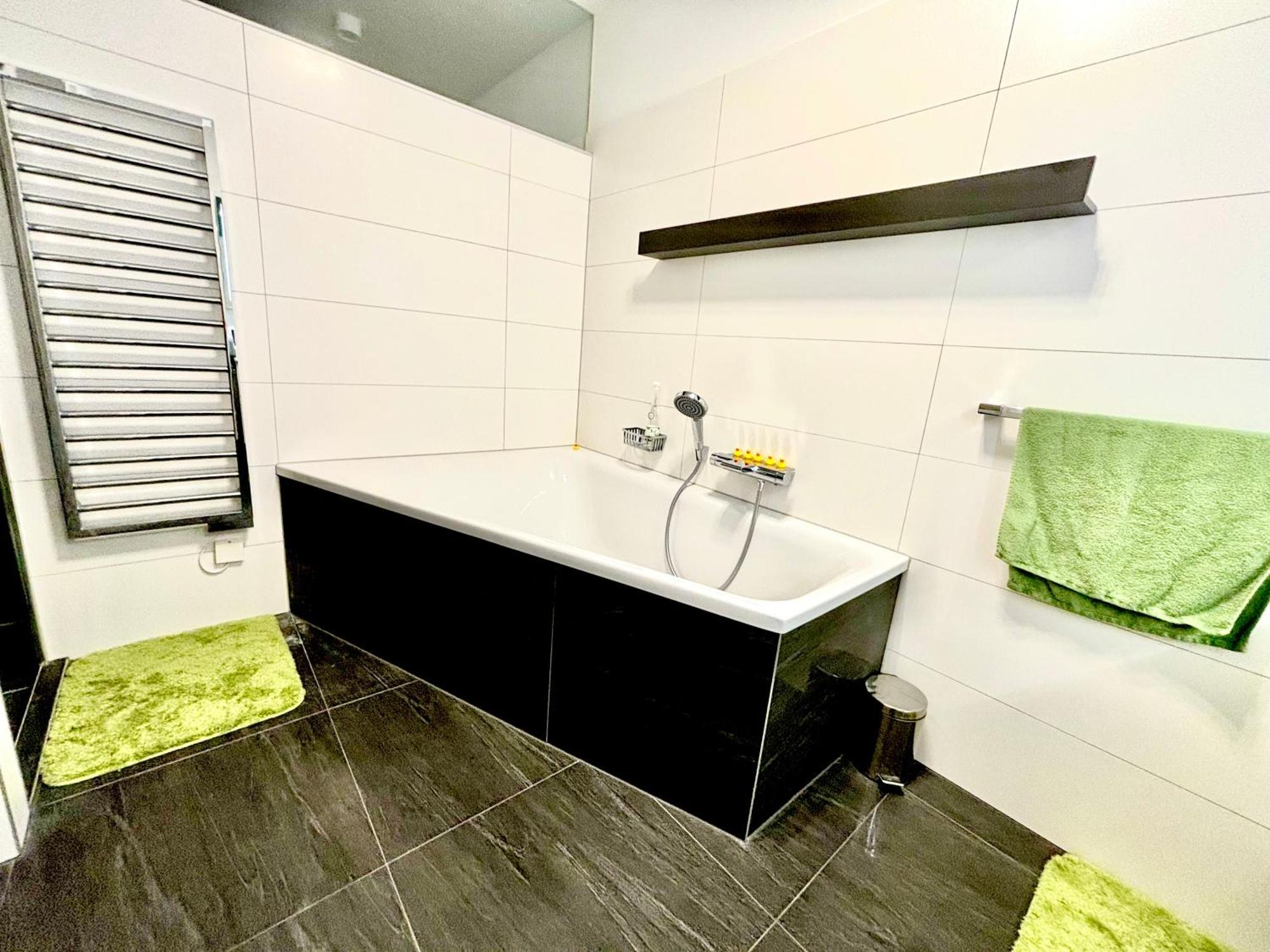 Luxus Mit Eigenem Garten Apartment *